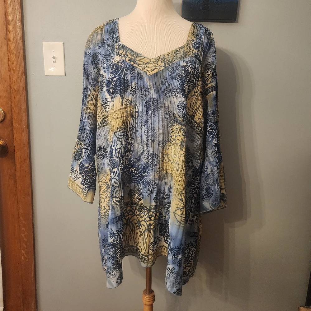 Catherines Tunic Size 2X Crinkle Pleats Blue Rhinestones (22/24W) Bell Sleeves